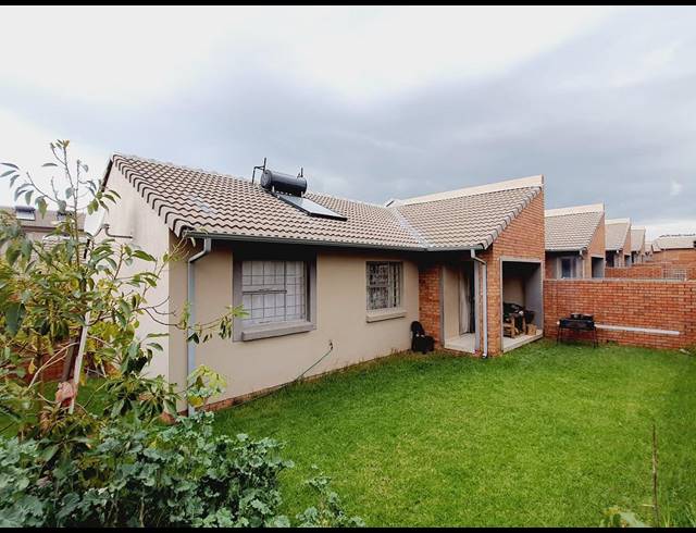 3 BEDROOM SIMPLEX RENTED IN NOORDWYK